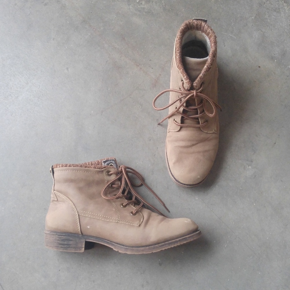 Sporto Leslie Water Resistant Lace Up Boots 8M